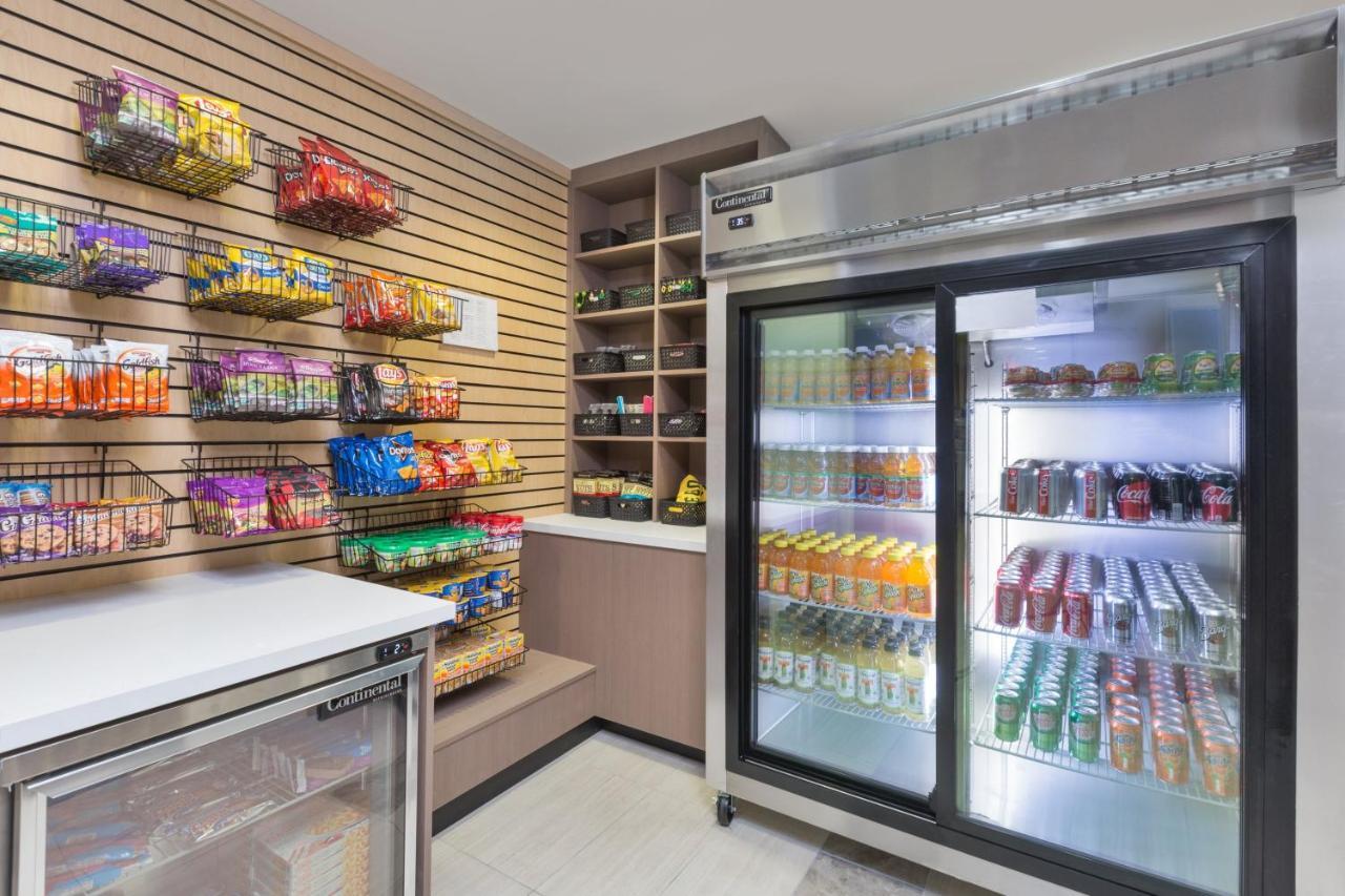 尤金市区智选假日套房酒店 - 大学店 外观 照片